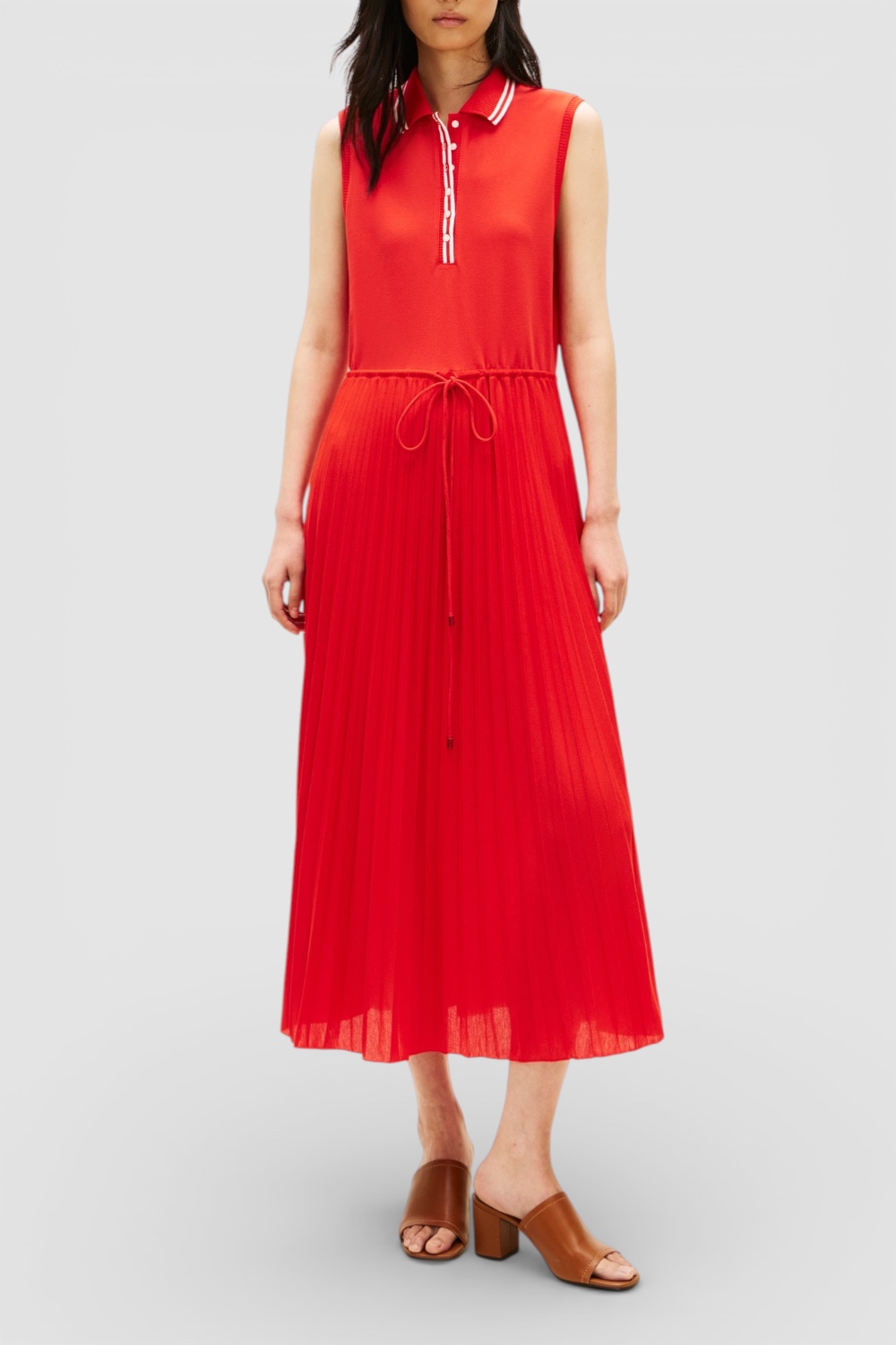 תמונת כל הלוק של שמלת פולו מידי